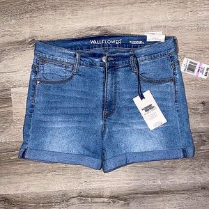 NWT Wallflower High wasted shorts